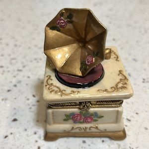 Gramophone porcelain record player trinket box embossed roses